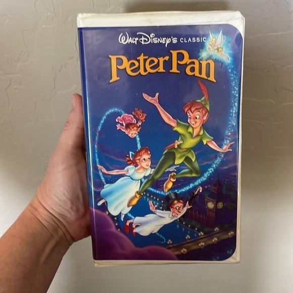 Disney The Classics Peter Pan VHS Tape Vintage Collectable. - Picture 7 of 10